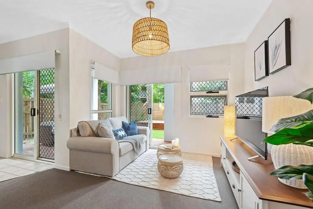 דירות בריסביין Contemporary Comfy ~ 2Bed/2Bath/1Car ~ Hawthorne